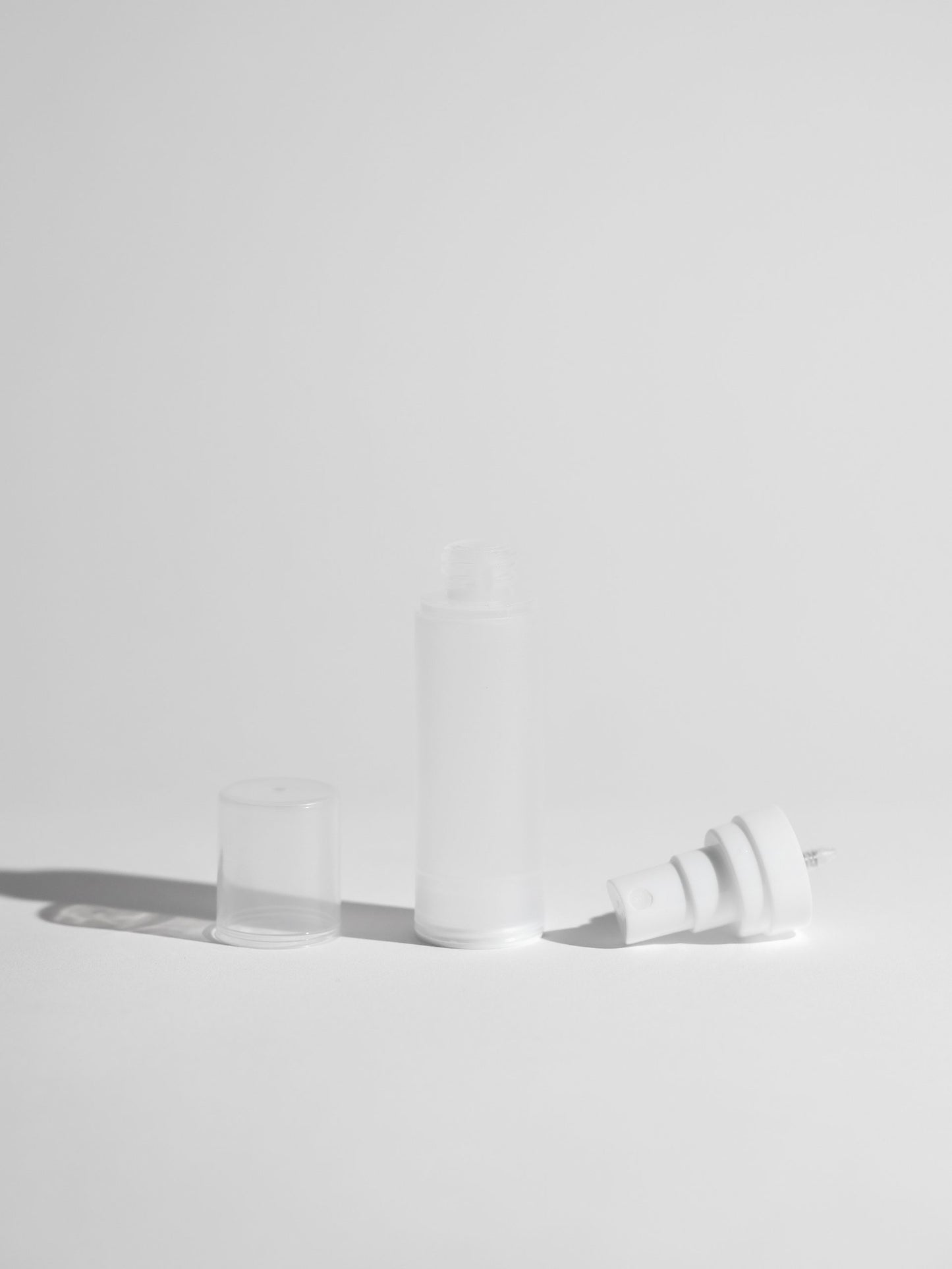 RDT Spray Bottle - Frost White