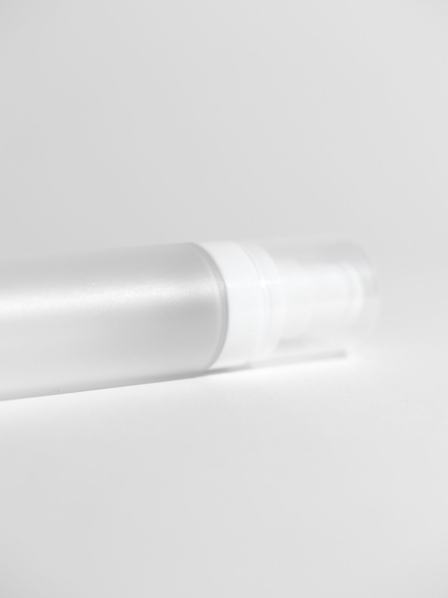RDT Spray Bottle - Frost White