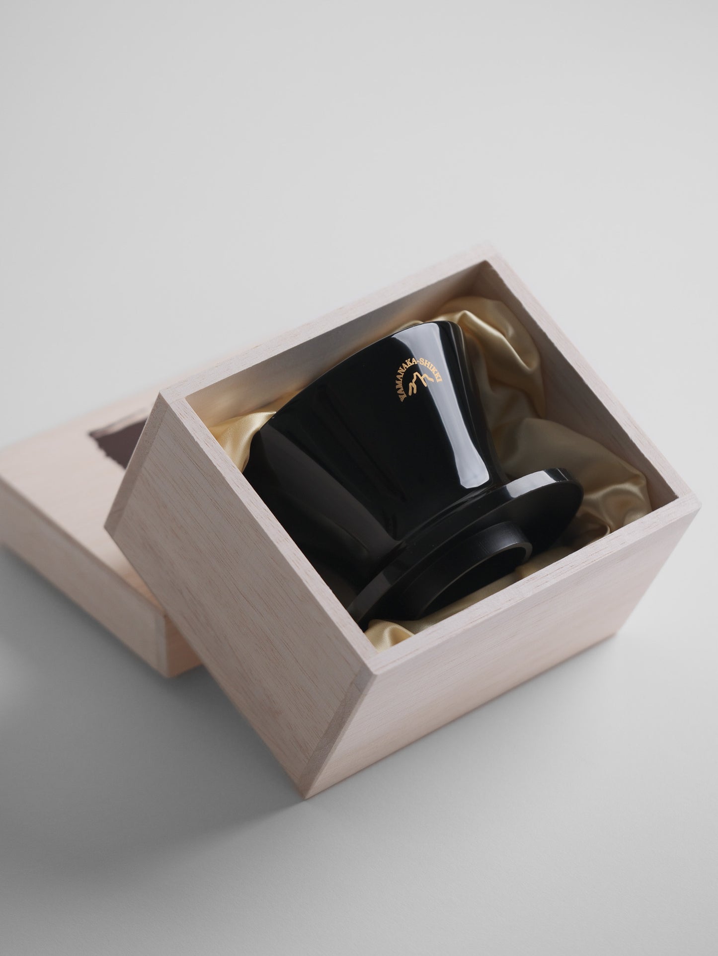Yasukiyo Wooden Dripper - URUSHI