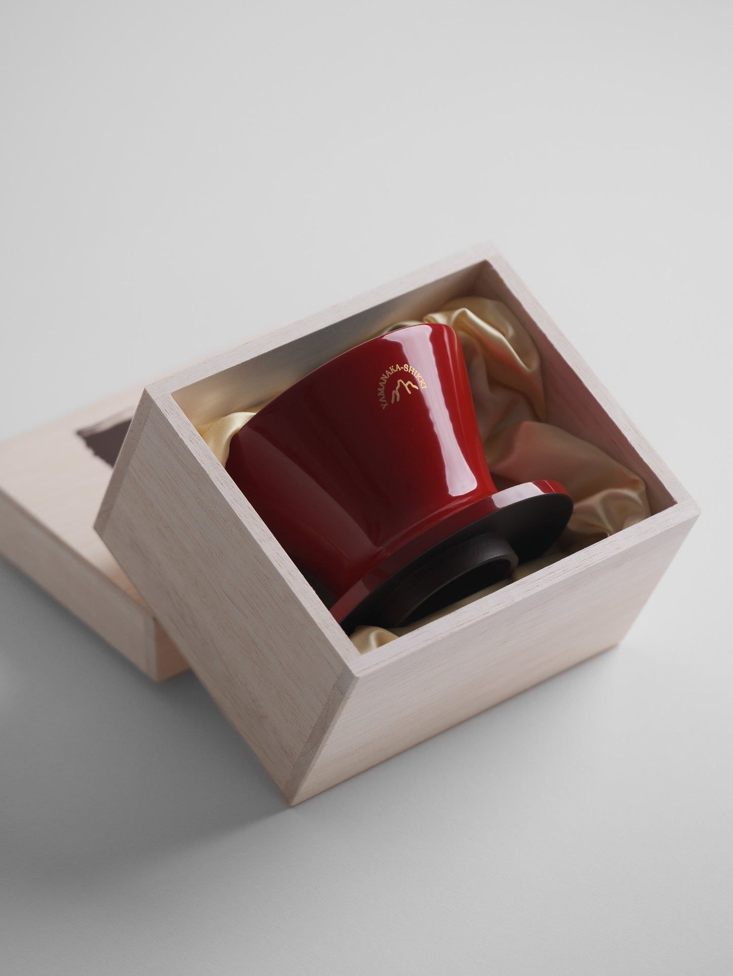Yasukiyo Wooden Dripper - URUSHI