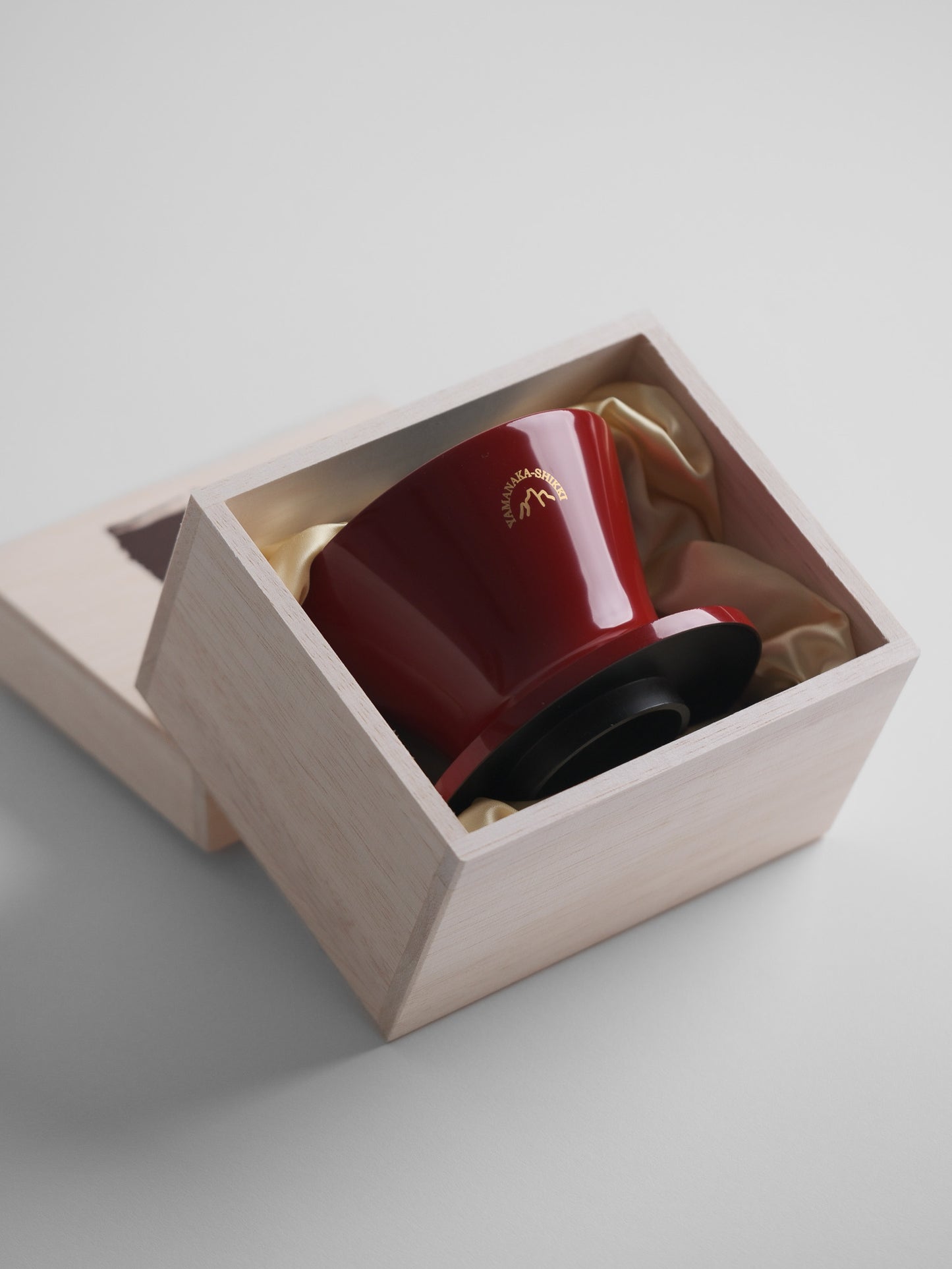 Yasukiyo Wooden Dripper - URUSHI