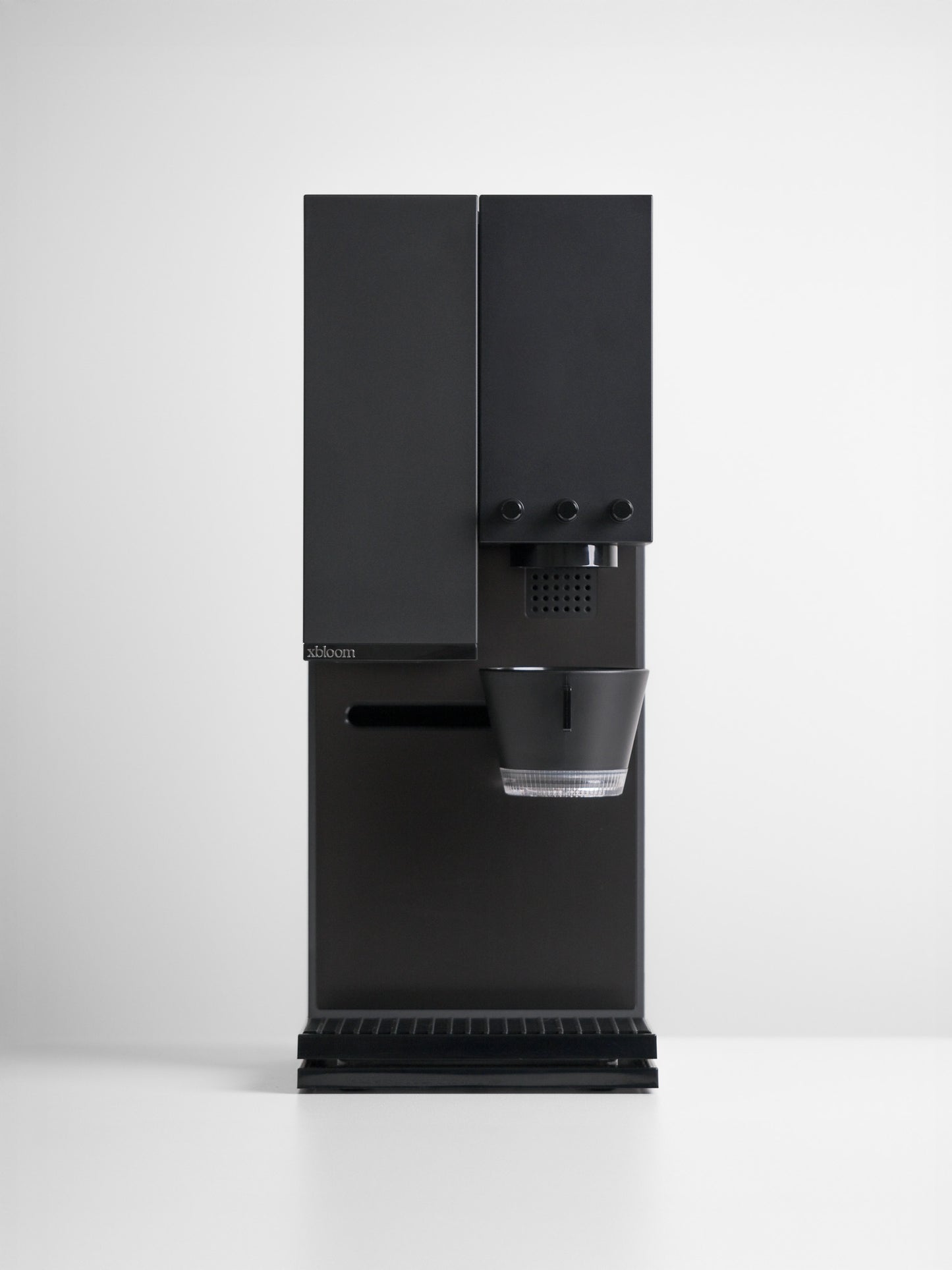 Xbloom Studio Coffee Brewer