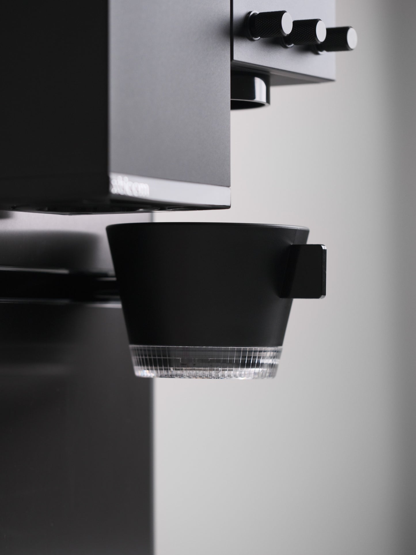 Xbloom Studio Coffee Brewer