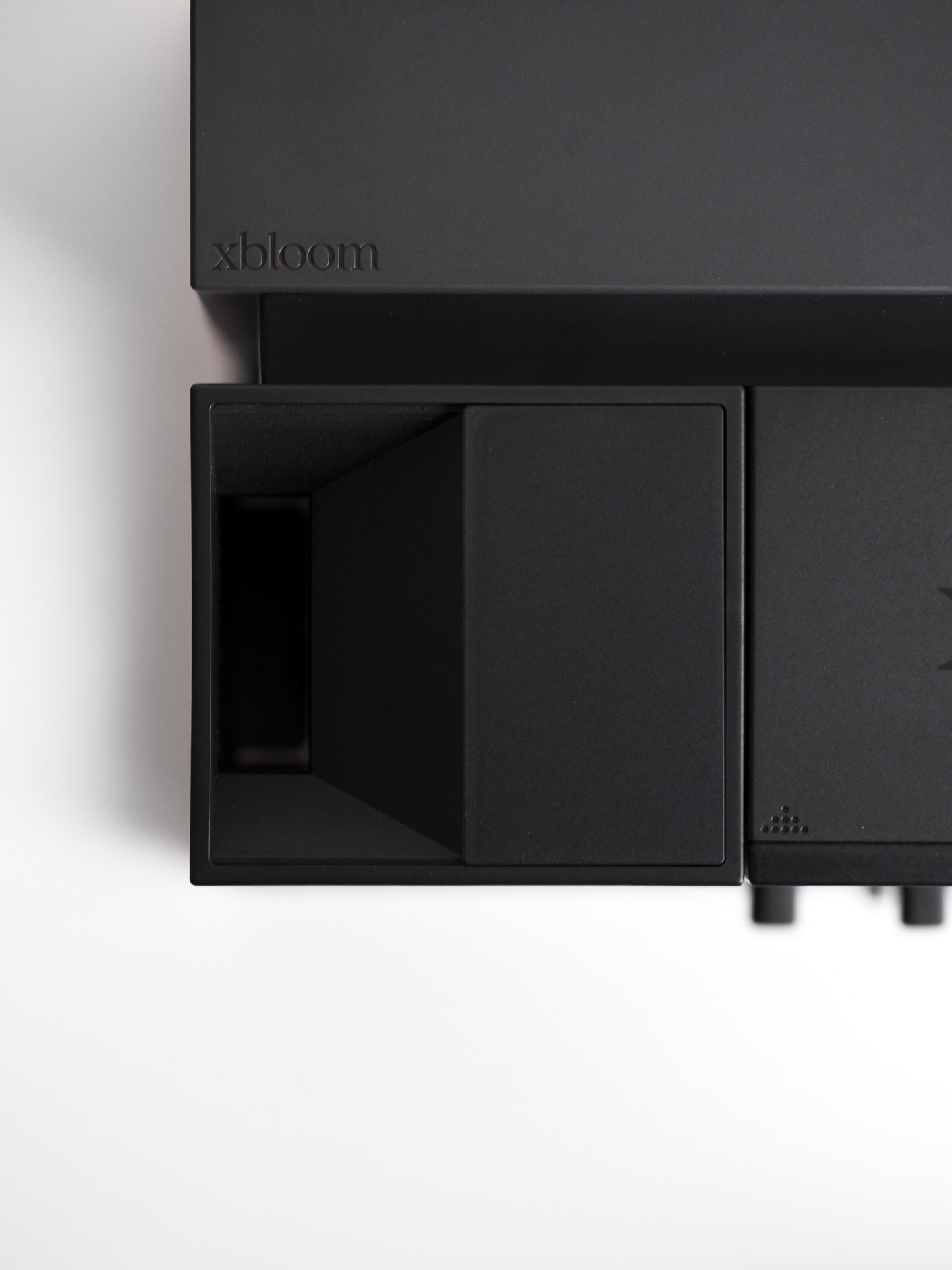 Xbloom Studio Coffee Brewer