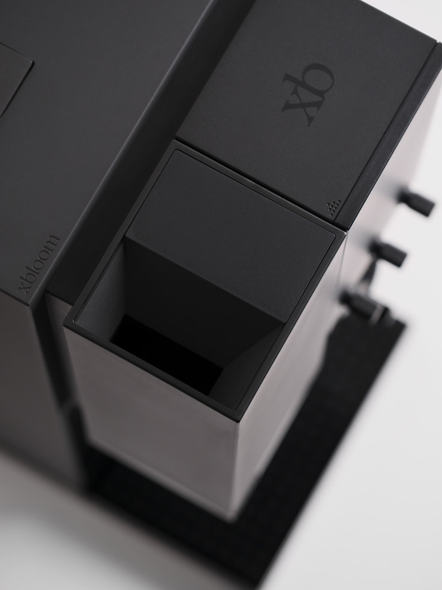 Xbloom Studio Coffee Brewer