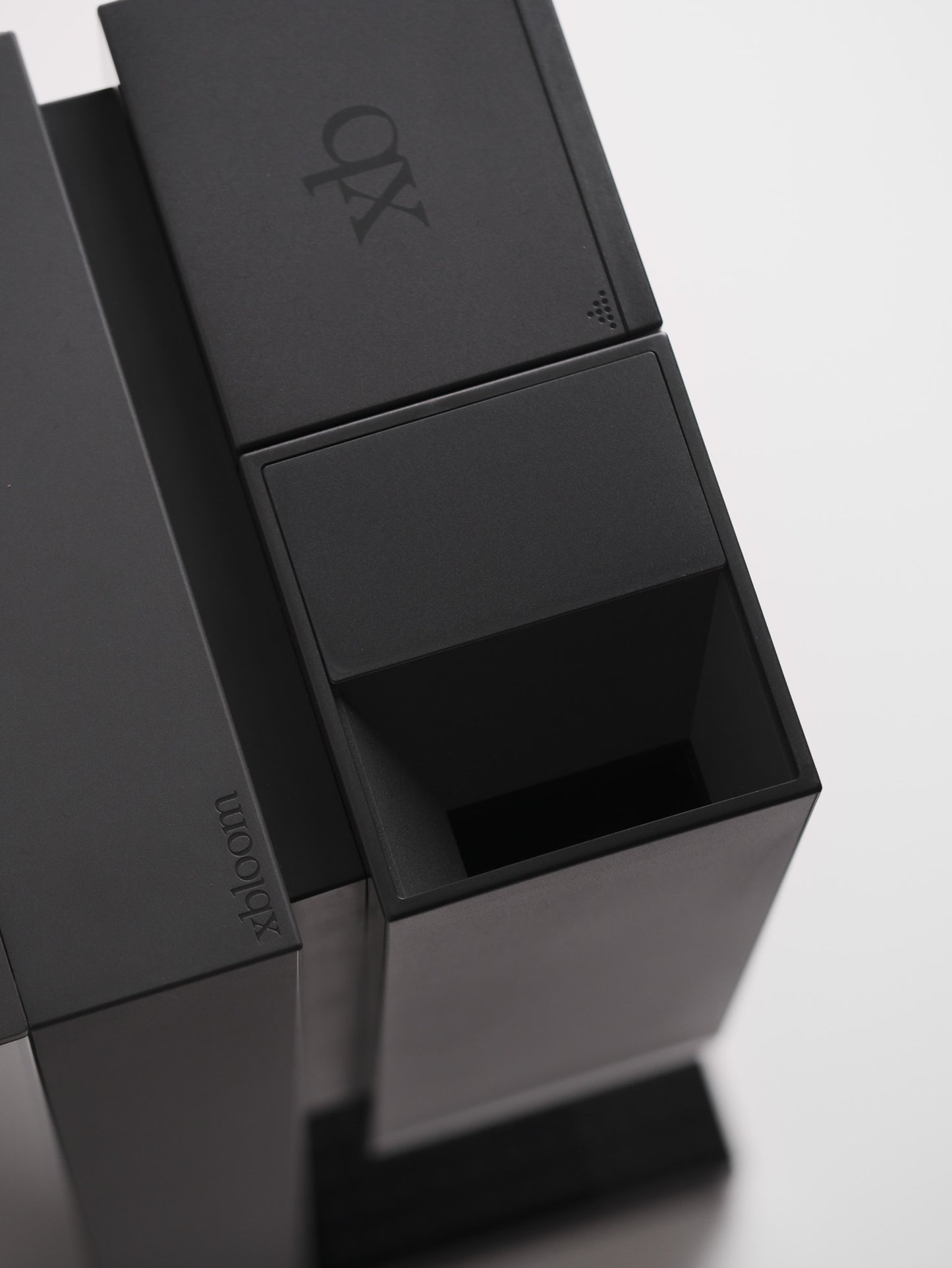 Xbloom Studio Coffee Brewer