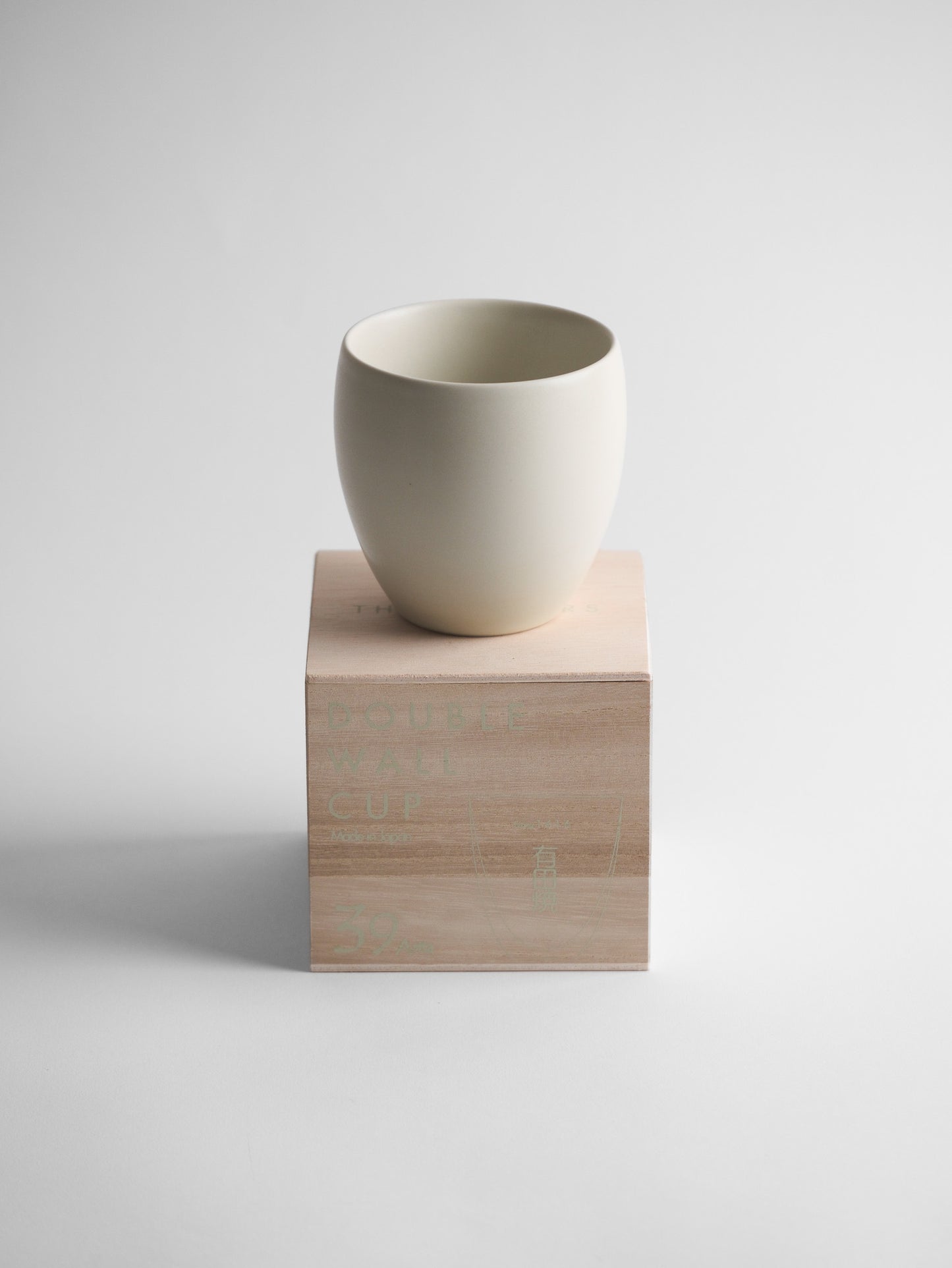 39 Arita Double Wall Cup